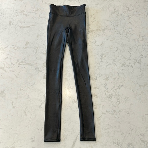SPANX Faux Leather Leggings XS Tall Black Pants - Picture 3 of 15